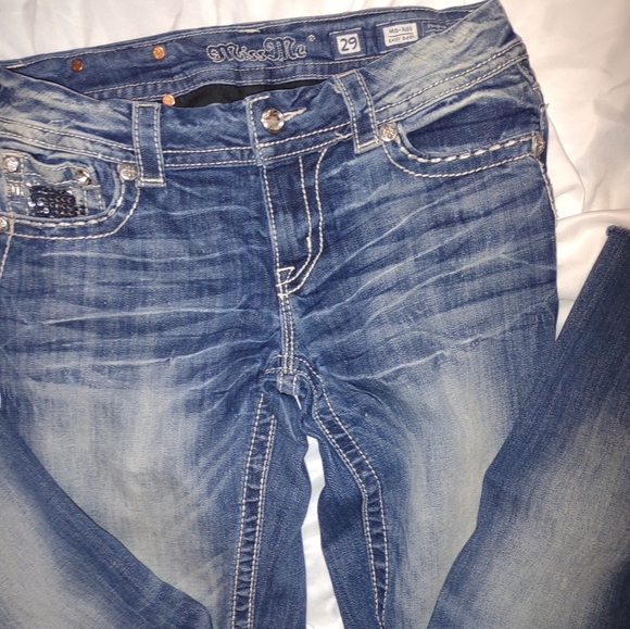 Miss Me Embellished Jeans.Size 29 - Picture 4 of 10